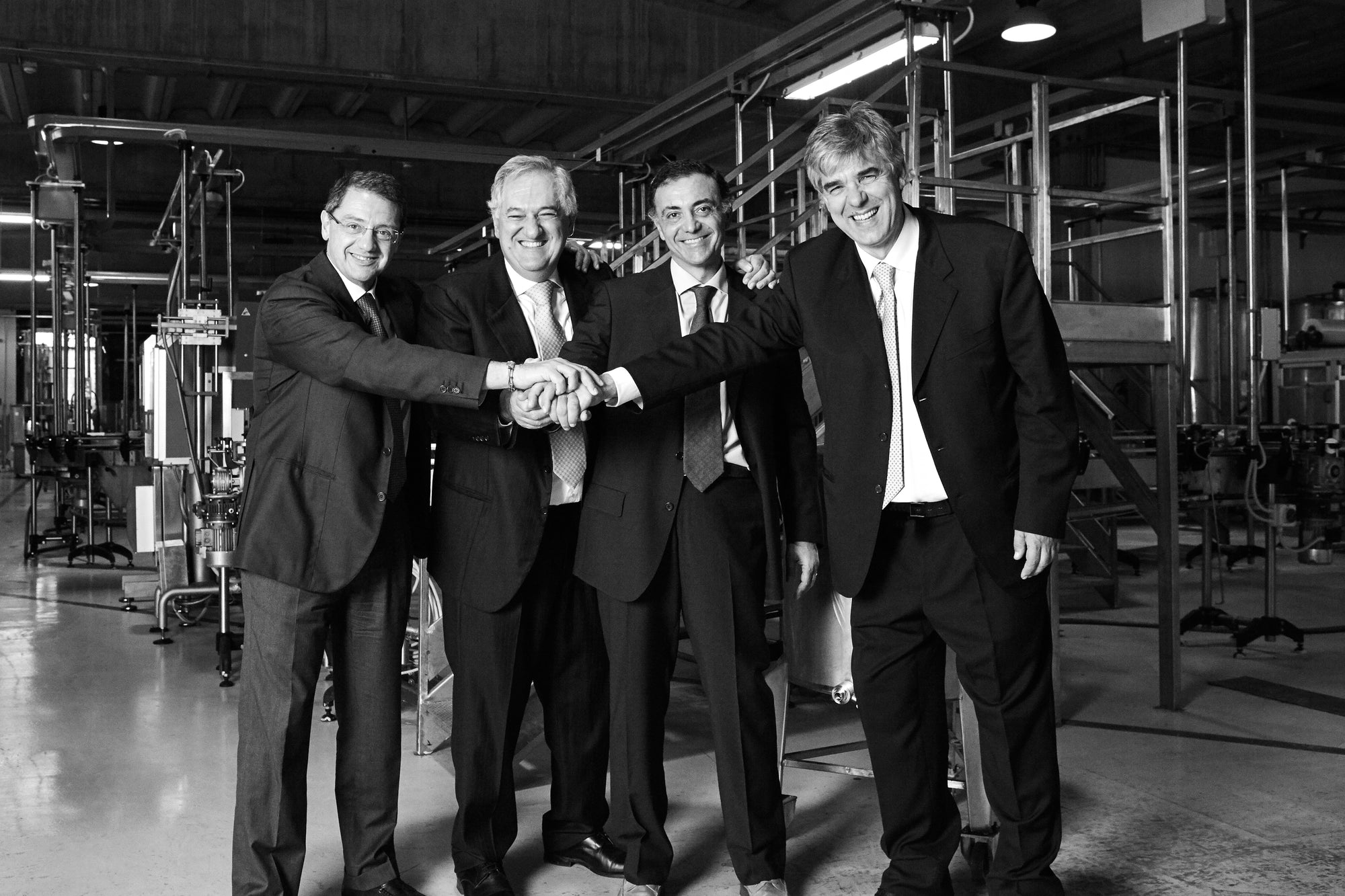 confezionamento-olio-extravergine-di-oliva-basilicata